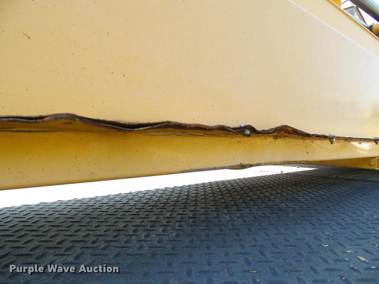 image for item DF9447 2008 Peterbilt 367 bridge inspection truck