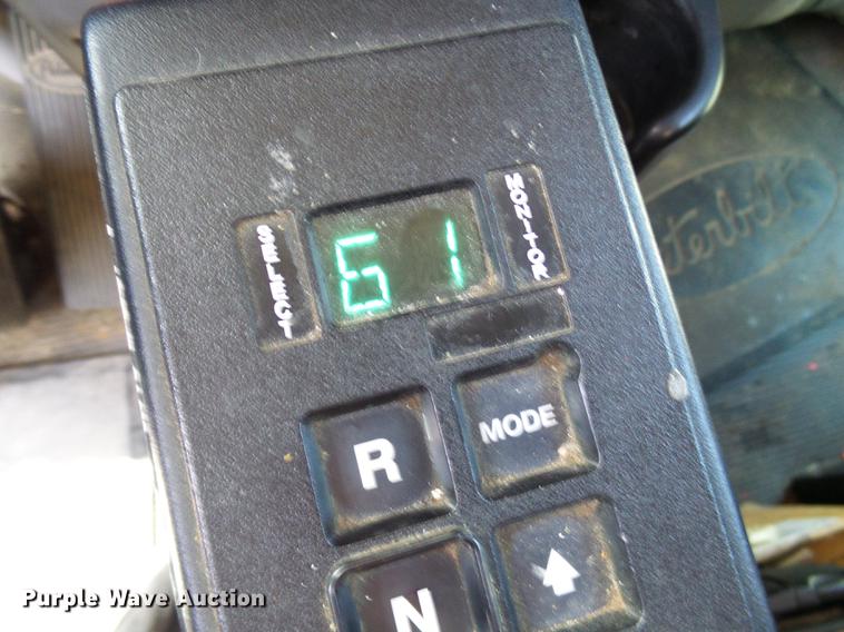 image for item DF9447 2008 Peterbilt 367 bridge inspection truck