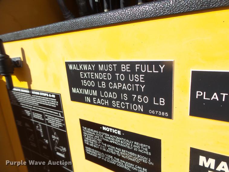 image for item DF9447 2008 Peterbilt 367 bridge inspection truck