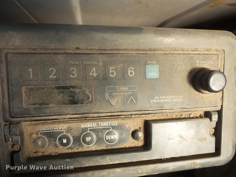 image for item DV9441 1995 Case 9010B excavator