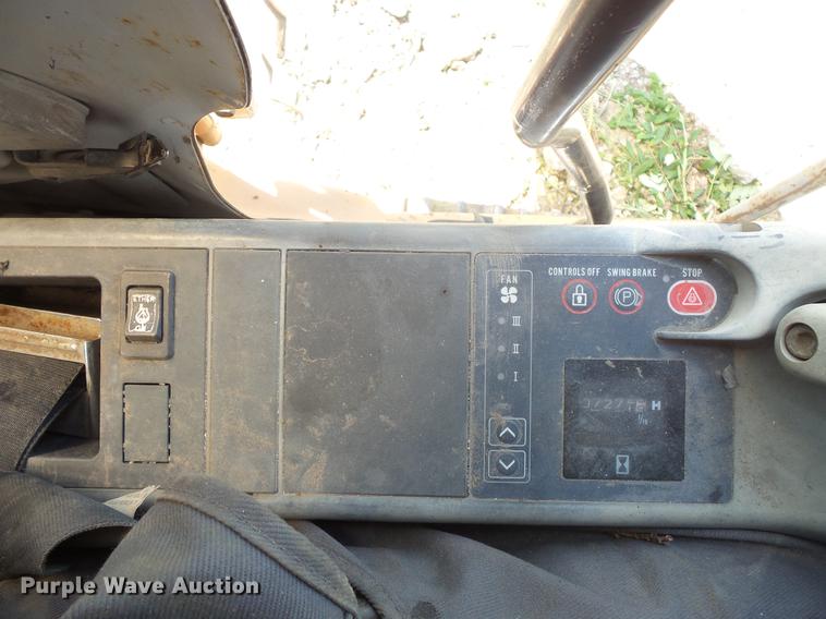 image for item DV9441 1995 Case 9010B excavator