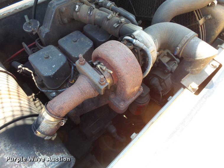 image for item DV9441 1995 Case 9010B excavator