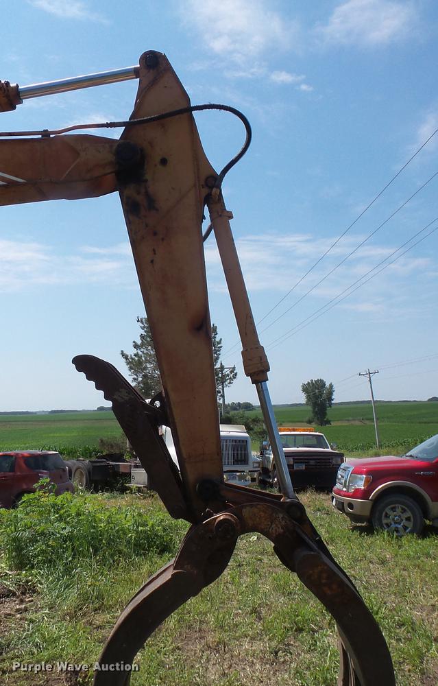 image for item DV9441 1995 Case 9010B excavator