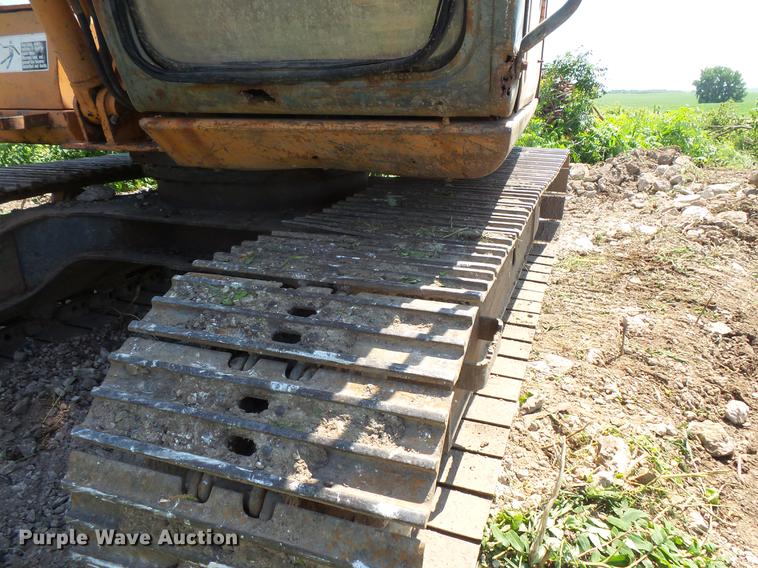 image for item DV9441 1995 Case 9010B excavator