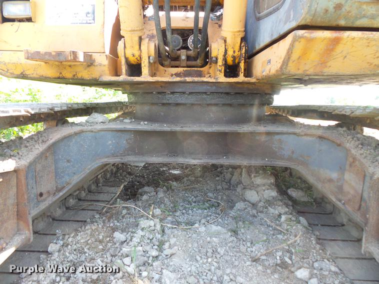 image for item DV9441 1995 Case 9010B excavator