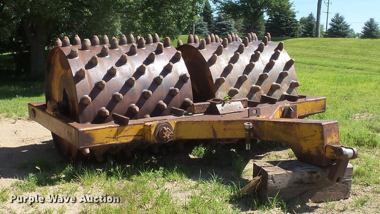 image for item DV9479 Tampo double drum padfoot roller