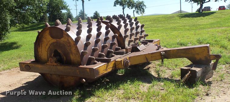 image for item DV9479 Tampo double drum padfoot roller