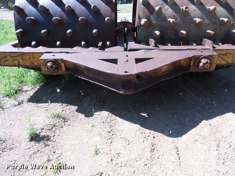 image for item DV9479 Tampo double drum padfoot roller