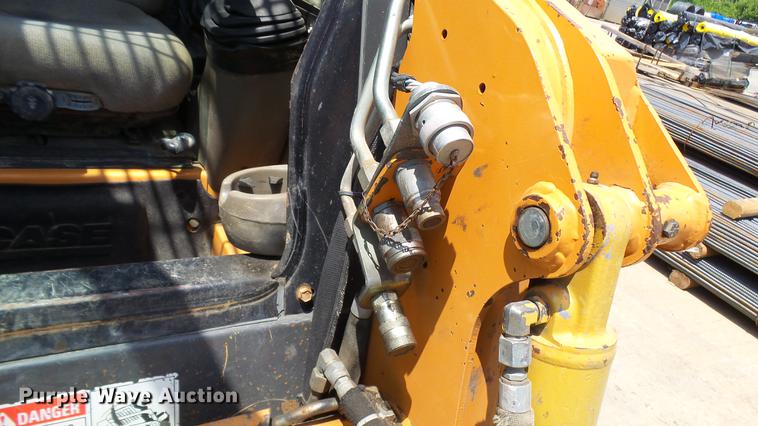 image for item DX9368 2010 Case 440 CT Series III skid steer