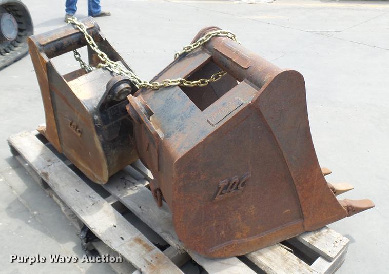 image for item DX9435 2014 Takeuchi TB290 excavator