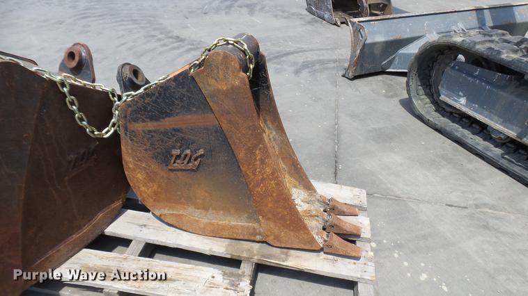 image for item DX9435 2014 Takeuchi TB290 excavator