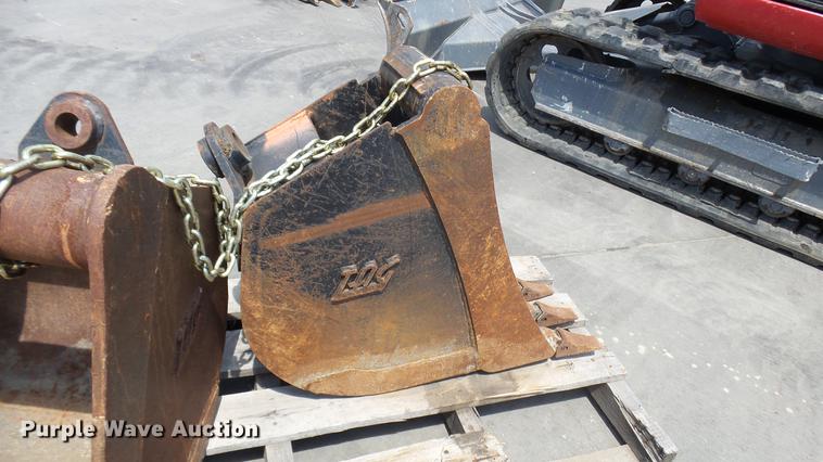 image for item DX9435 2014 Takeuchi TB290 excavator