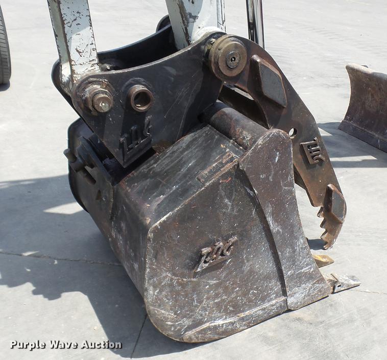 image for item DX9435 2014 Takeuchi TB290 excavator