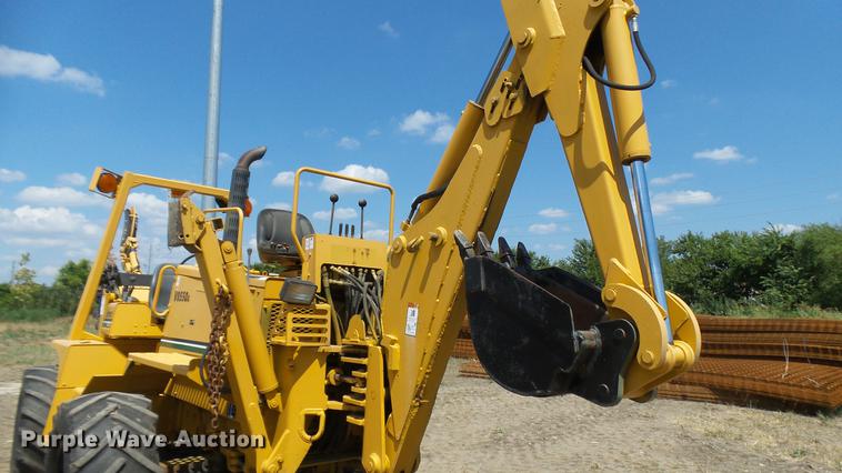image for item DX9437 2002 Vermeer V8550A trencher