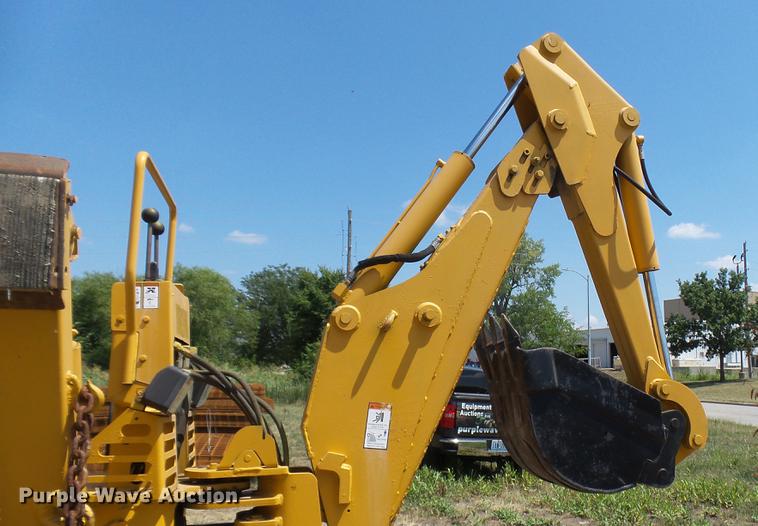 image for item DX9437 2002 Vermeer V8550A trencher