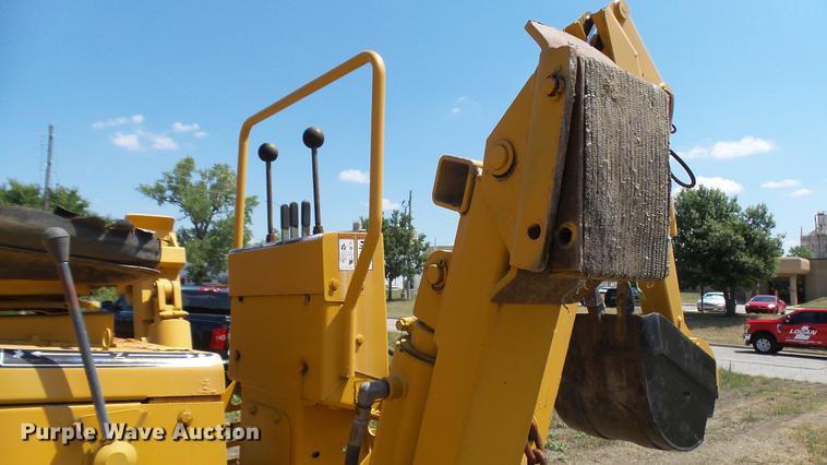 image for item DX9437 2002 Vermeer V8550A trencher