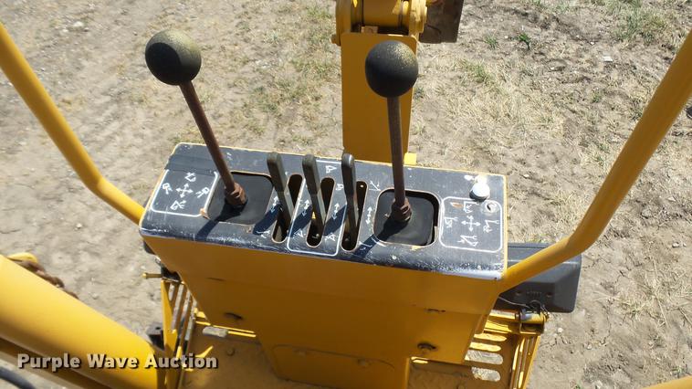 image for item DX9437 2002 Vermeer V8550A trencher