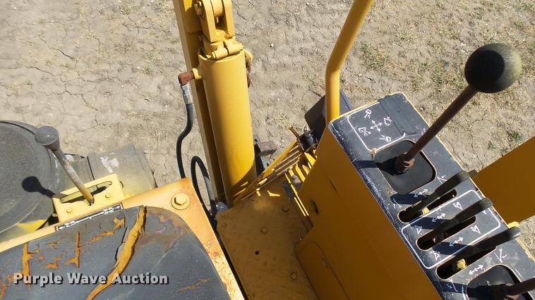 image for item DX9437 2002 Vermeer V8550A trencher