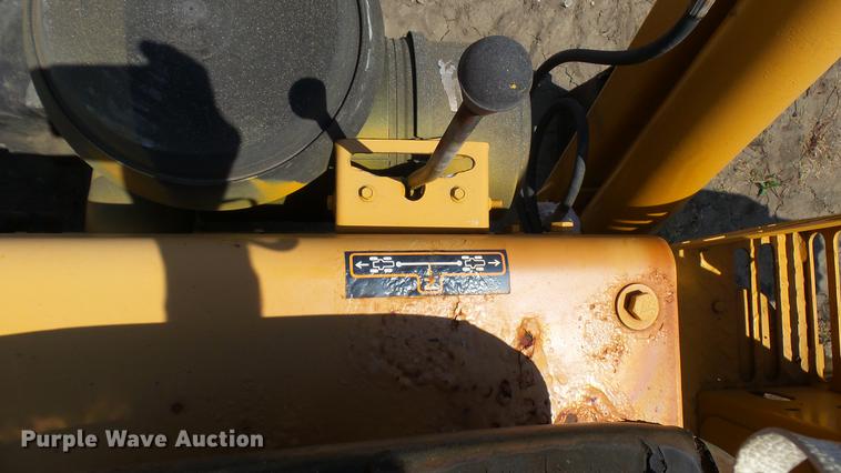 image for item DX9437 2002 Vermeer V8550A trencher