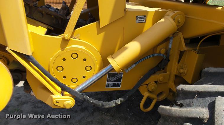image for item DX9437 2002 Vermeer V8550A trencher