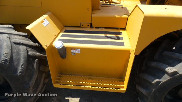 image for item DX9437 2002 Vermeer V8550A trencher