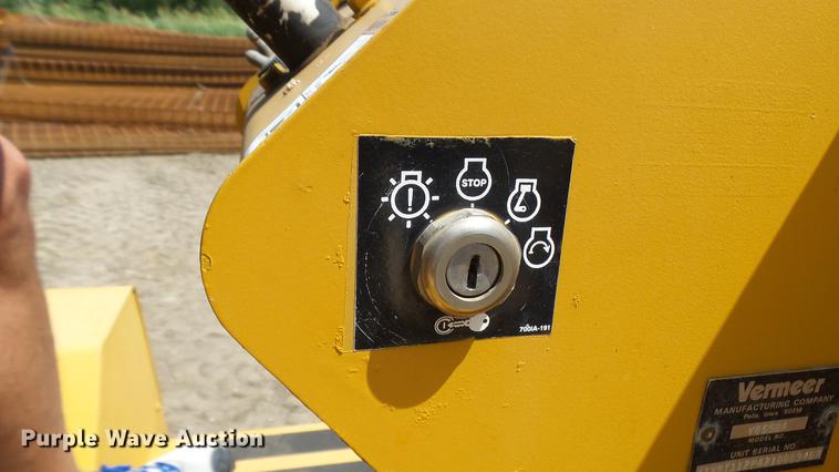 image for item DX9437 2002 Vermeer V8550A trencher