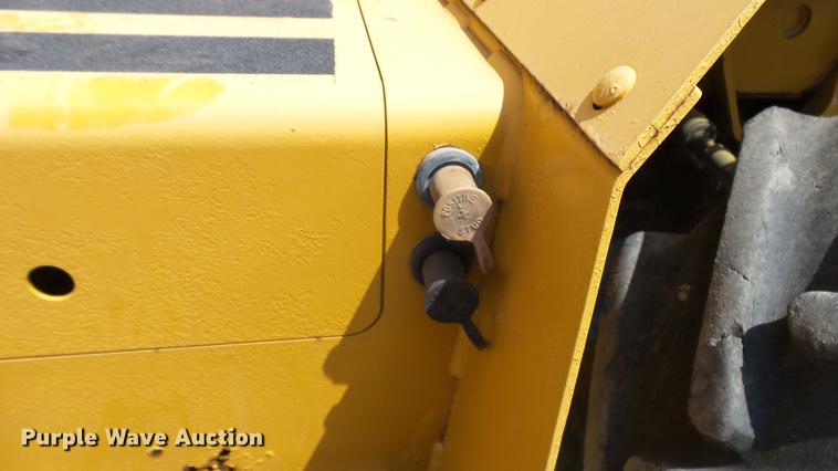 image for item DX9437 2002 Vermeer V8550A trencher