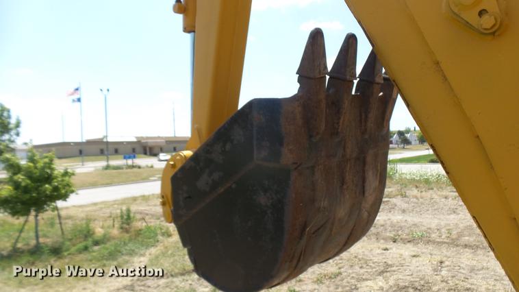 image for item DX9437 2002 Vermeer V8550A trencher