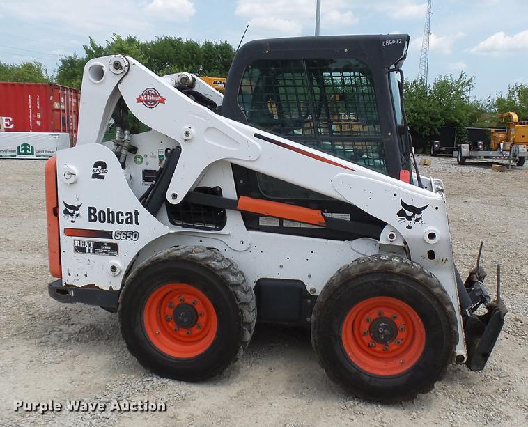 image for item DX9439 2014 Bobcat S650 skid steer
