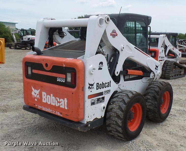 image for item DX9439 2014 Bobcat S650 skid steer