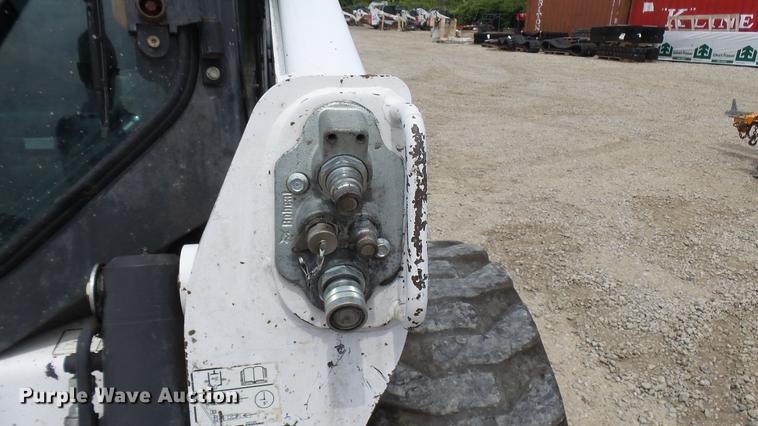 image for item DX9439 2014 Bobcat S650 skid steer