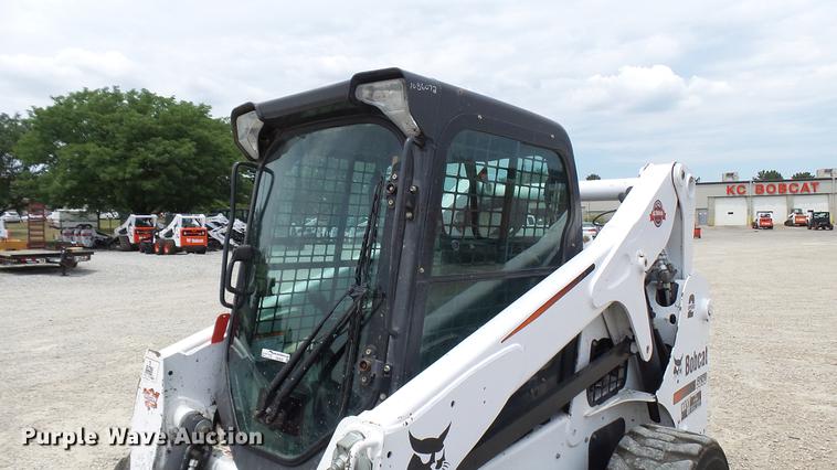 image for item DX9439 2014 Bobcat S650 skid steer