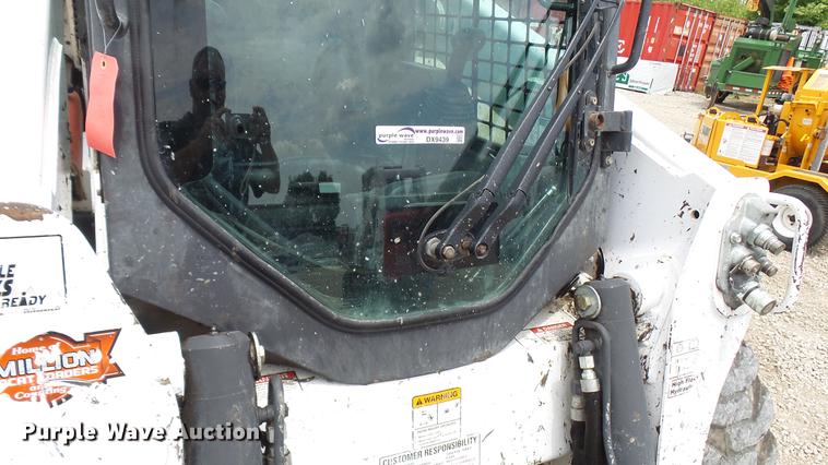 image for item DX9439 2014 Bobcat S650 skid steer