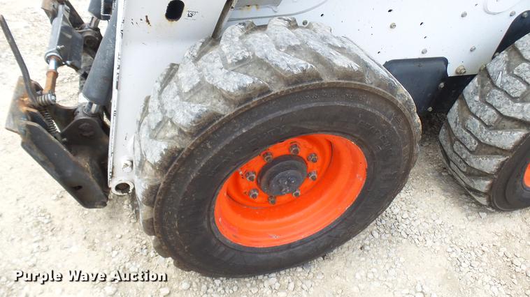 image for item DX9439 2014 Bobcat S650 skid steer