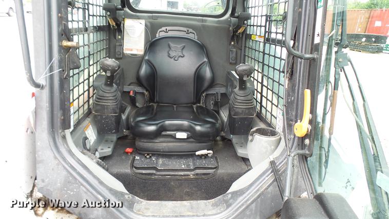 image for item DX9439 2014 Bobcat S650 skid steer