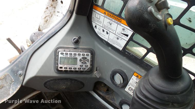 image for item DX9439 2014 Bobcat S650 skid steer