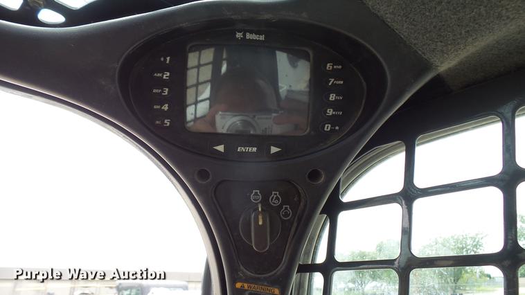 image for item DX9439 2014 Bobcat S650 skid steer