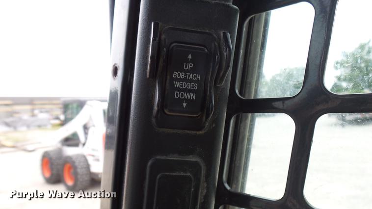 image for item DX9439 2014 Bobcat S650 skid steer