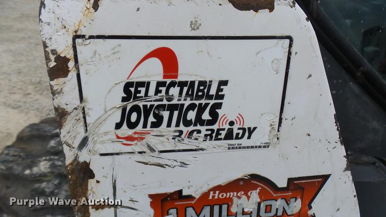 image for item DX9439 2014 Bobcat S650 skid steer