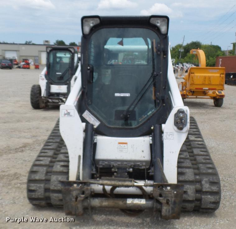 image for item DX9442 2017 Bobcat T650 skid steer