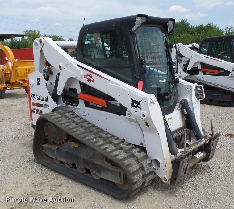 image for item DX9442 2017 Bobcat T650 skid steer