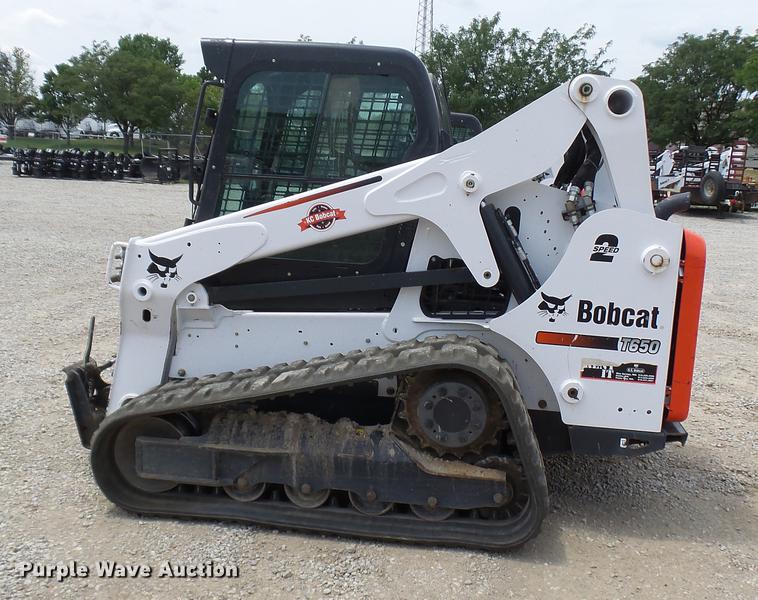 image for item DX9442 2017 Bobcat T650 skid steer