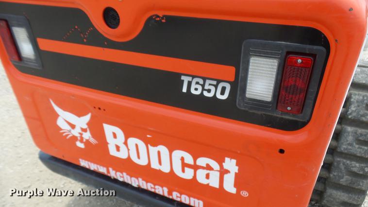 image for item DX9442 2017 Bobcat T650 skid steer