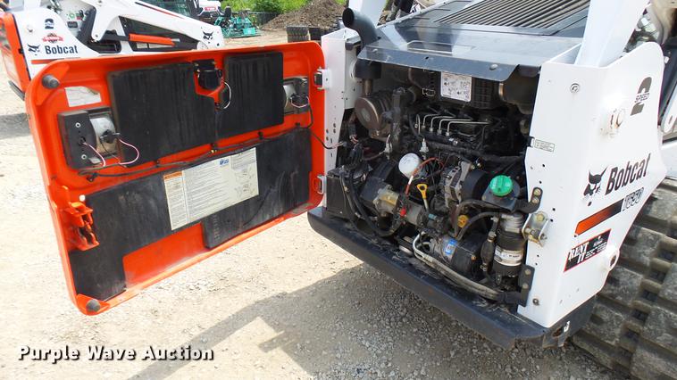 image for item DX9442 2017 Bobcat T650 skid steer