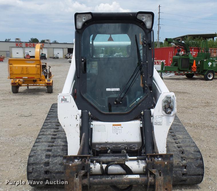 image for item DX9443 2016 Bobcat T650 skid steer