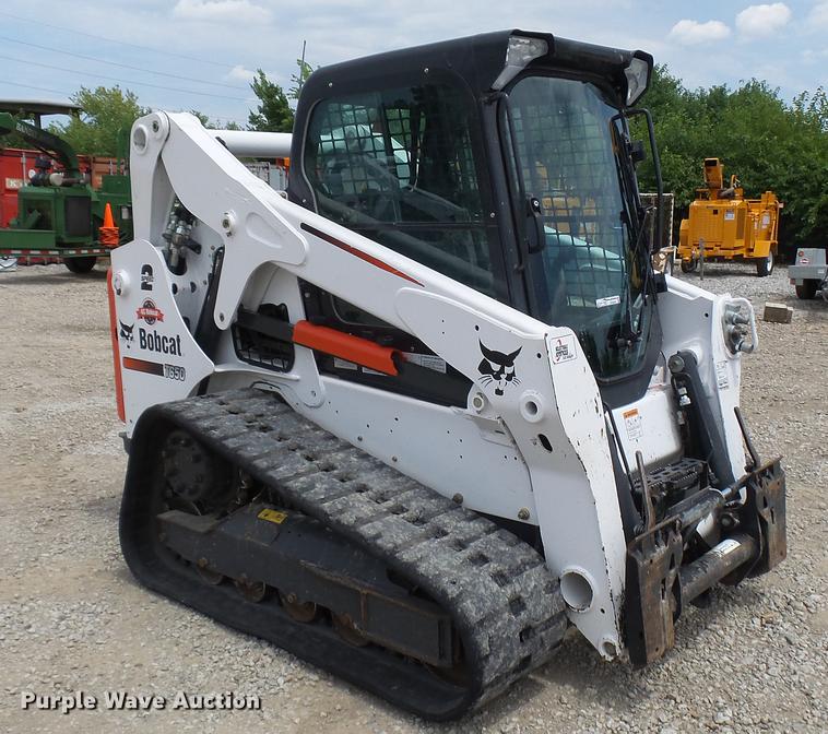 image for item DX9443 2016 Bobcat T650 skid steer