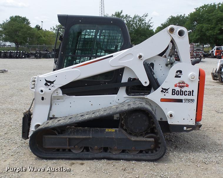 image for item DX9443 2016 Bobcat T650 skid steer