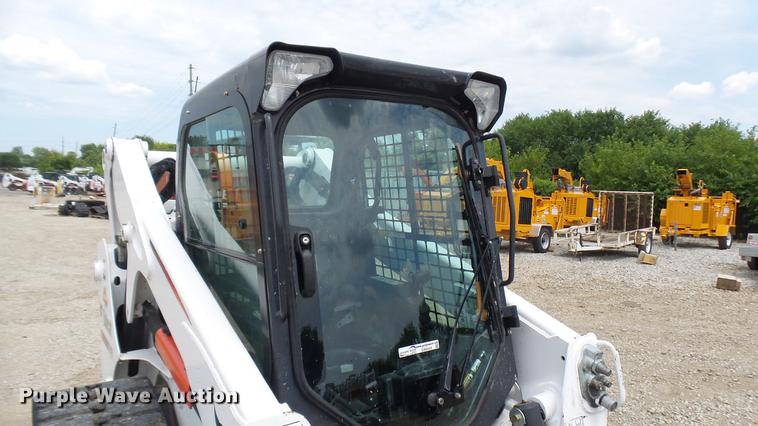 image for item DX9443 2016 Bobcat T650 skid steer