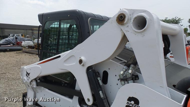 image for item DX9443 2016 Bobcat T650 skid steer