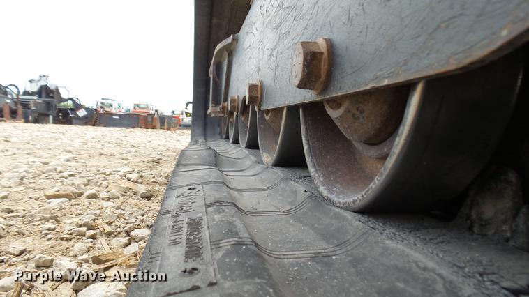 image for item DX9443 2016 Bobcat T650 skid steer